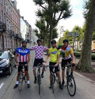 VAKANTIETIP: TOUR DE PRESSIGNY IN EEN BIJPASSENDE RETRO LOOK