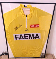 EDDY MERCKX SIGNEERT ONZE FAEMA GELE TRUI